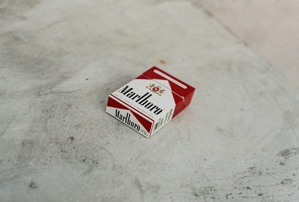 how many cigarettes in a pack