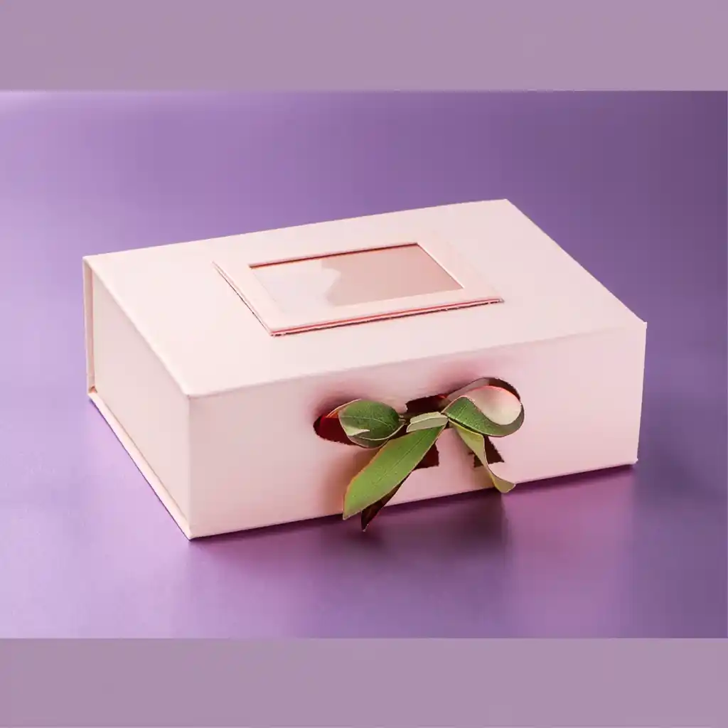 custom apparel gift boxes